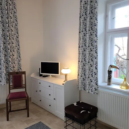 Kisbagoly Vendeghaz Semesterbostad